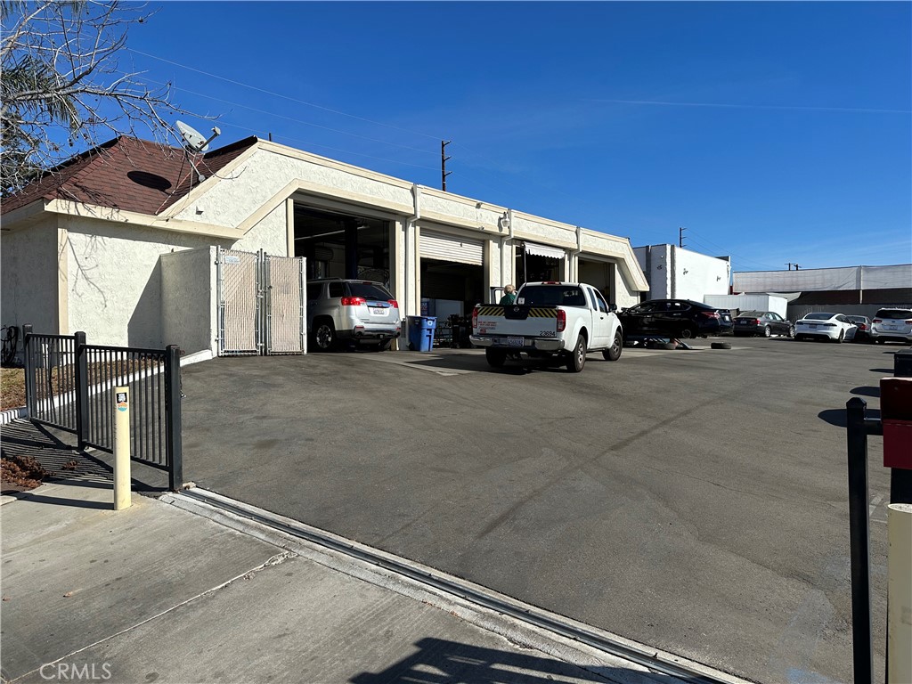 420 400 E Whittier Boulevard Property Photo 5