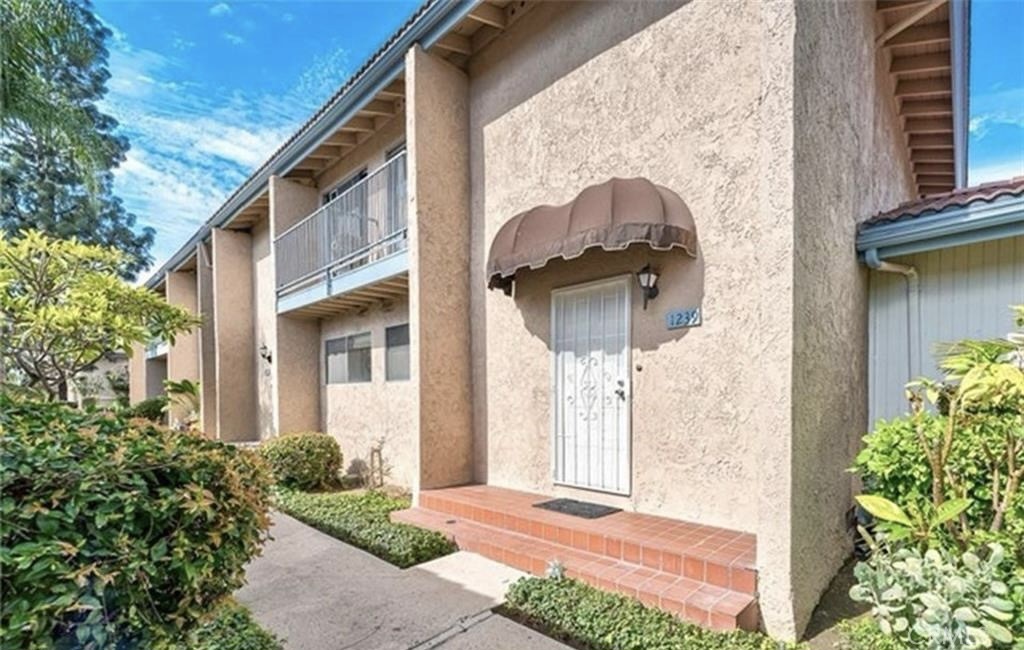 1239 Paseo Dorado 20 Property Photo 2
