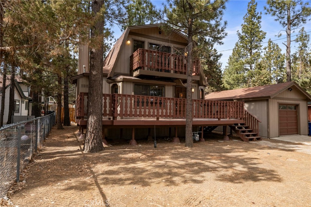 875 D Lane Property Photo 3
