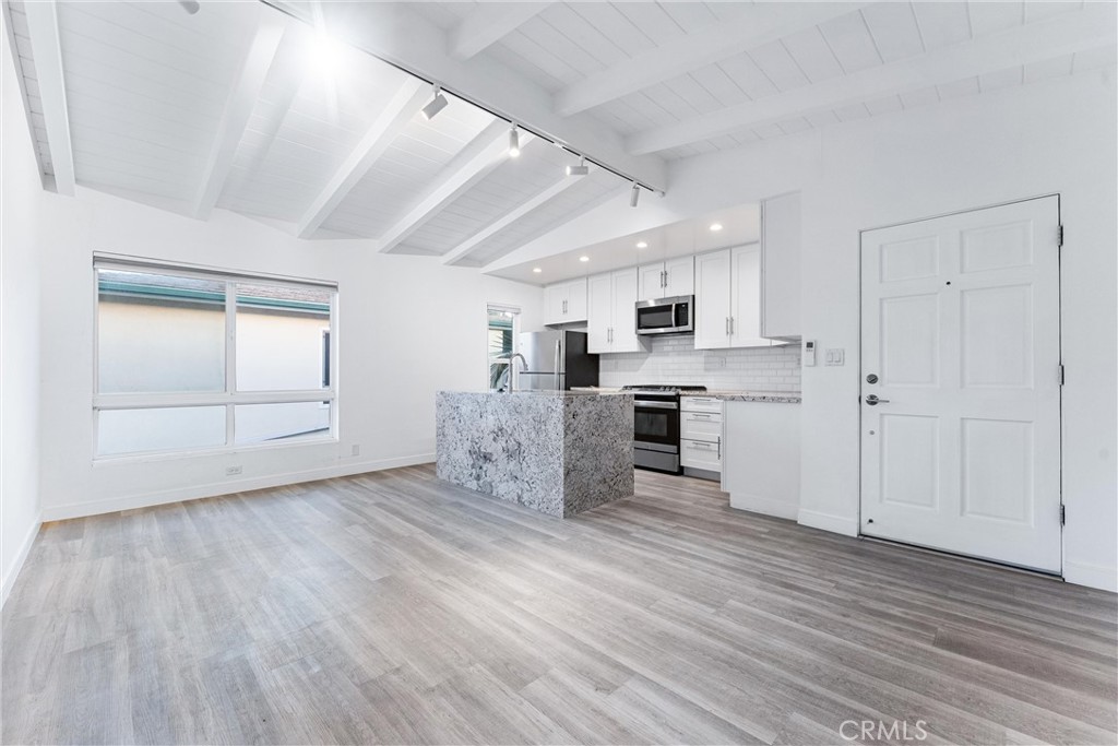 217 10th Street Property Photo 8