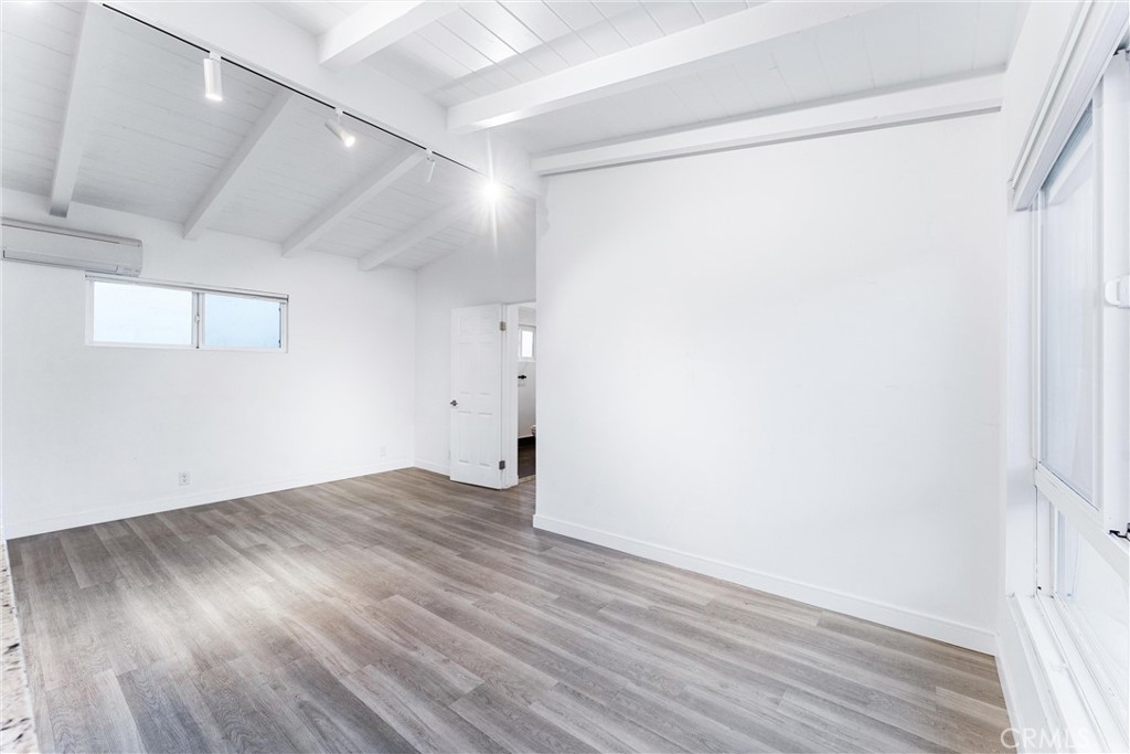 217 10th Street Property Photo 10