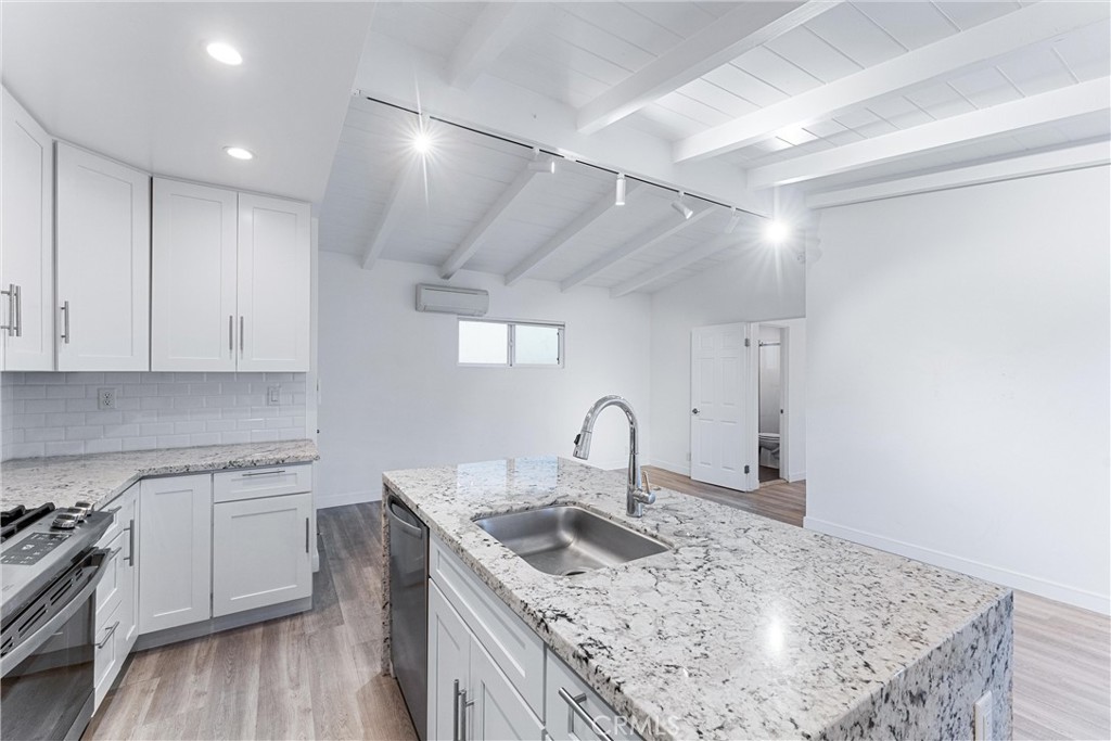 217 10th Street Property Photo 15