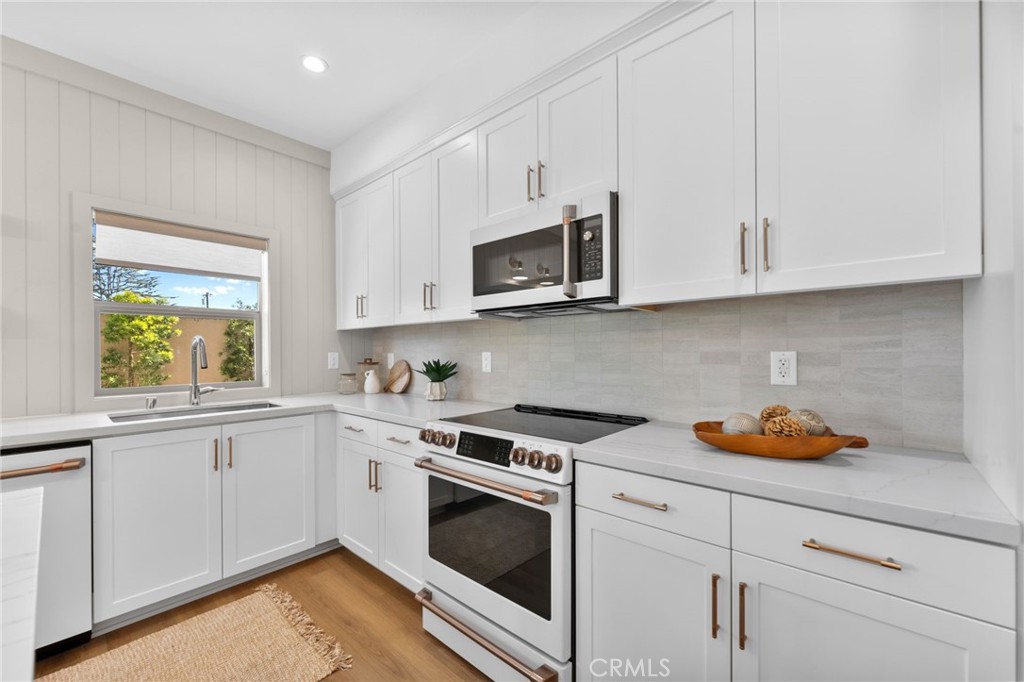 16225 Orizaba Avenue Property Photo 12