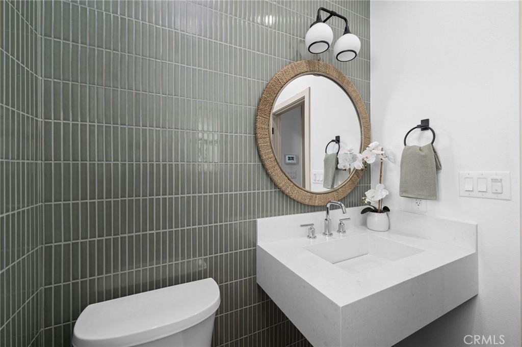 16225 Orizaba Avenue Property Photo 24