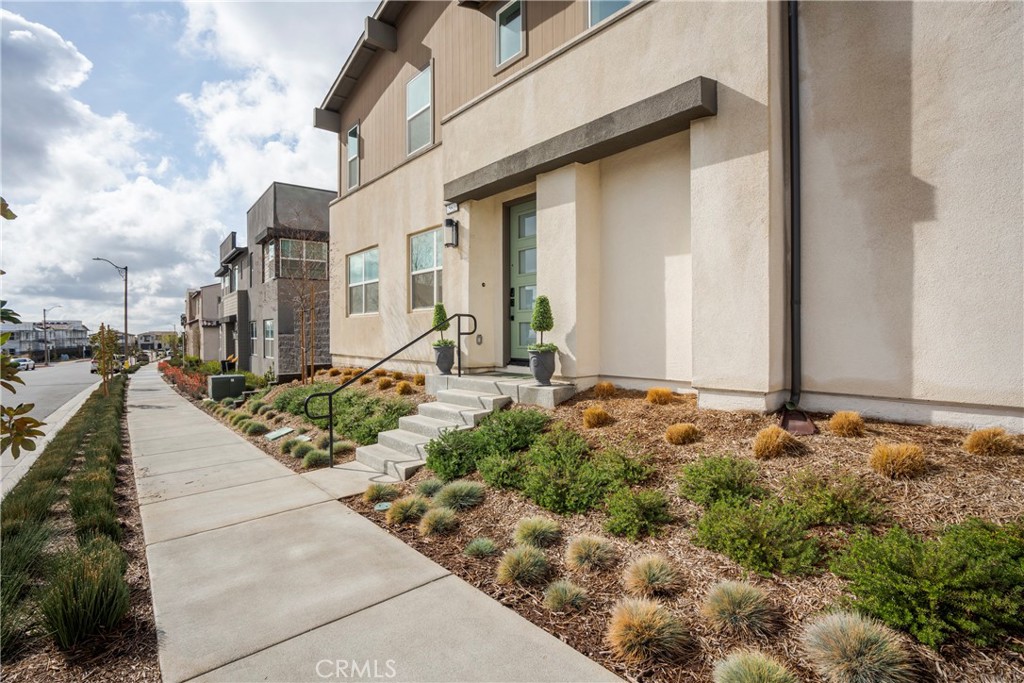 15820 Caterpillar Drive Property Photo 6