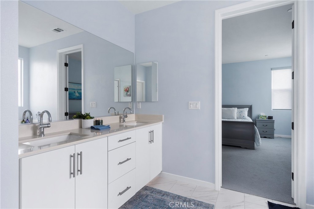 15820 Caterpillar Drive Property Photo 29