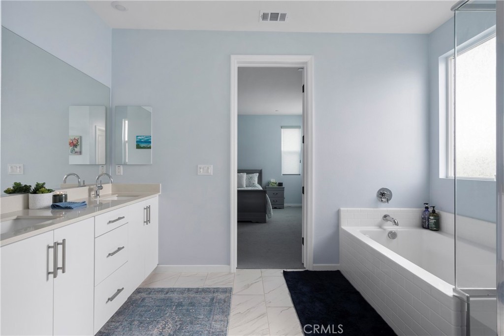 15820 Caterpillar Drive Property Photo 43