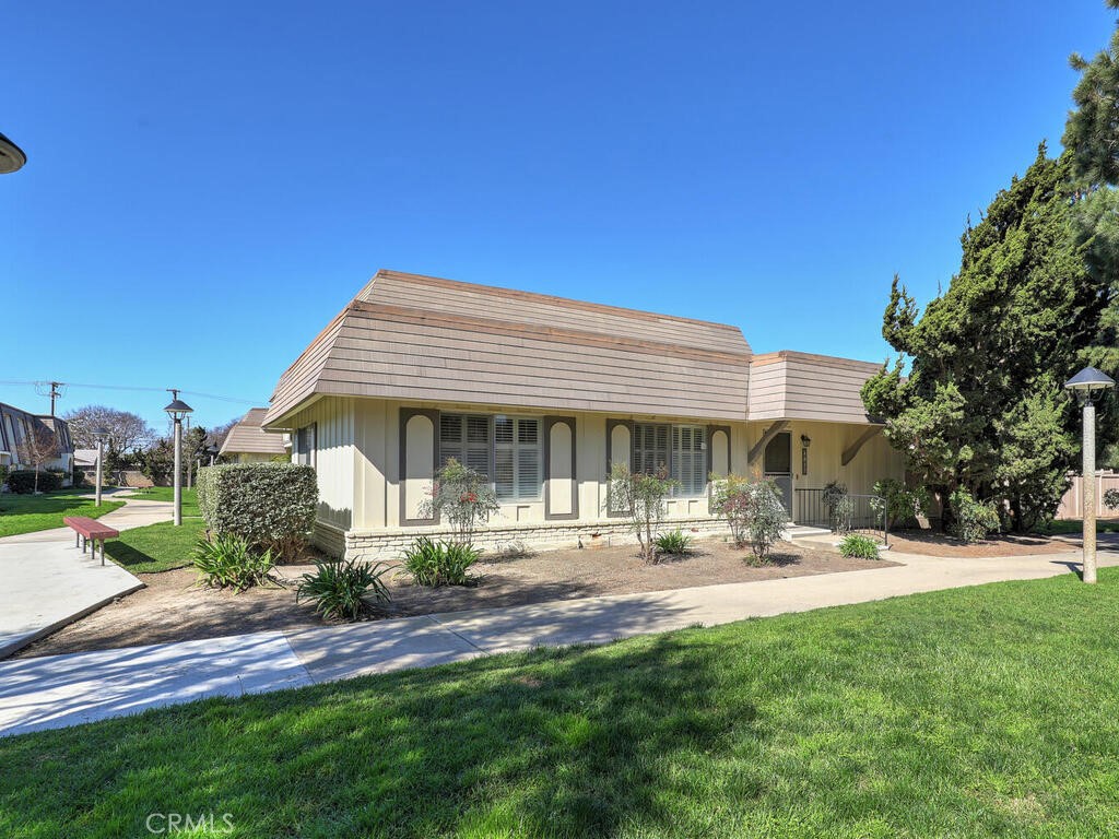4017 Via Encinas Property Photo