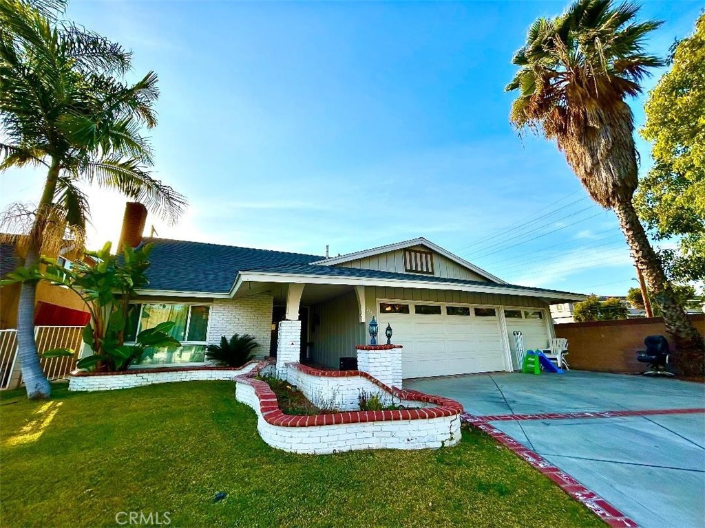 11503 Tropico Avenue Property Photo
