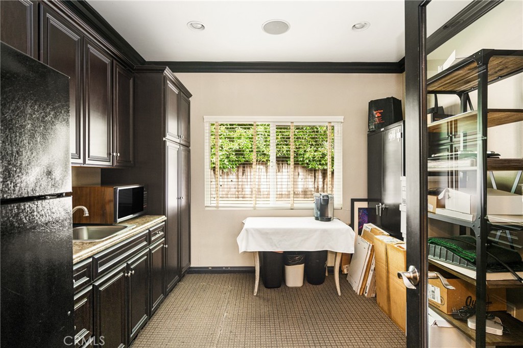1580 S Harbor Boulevard Property Photo 16