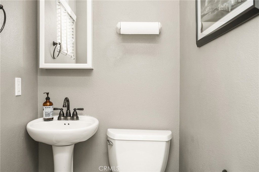 1580 S Harbor Boulevard Property Photo 24