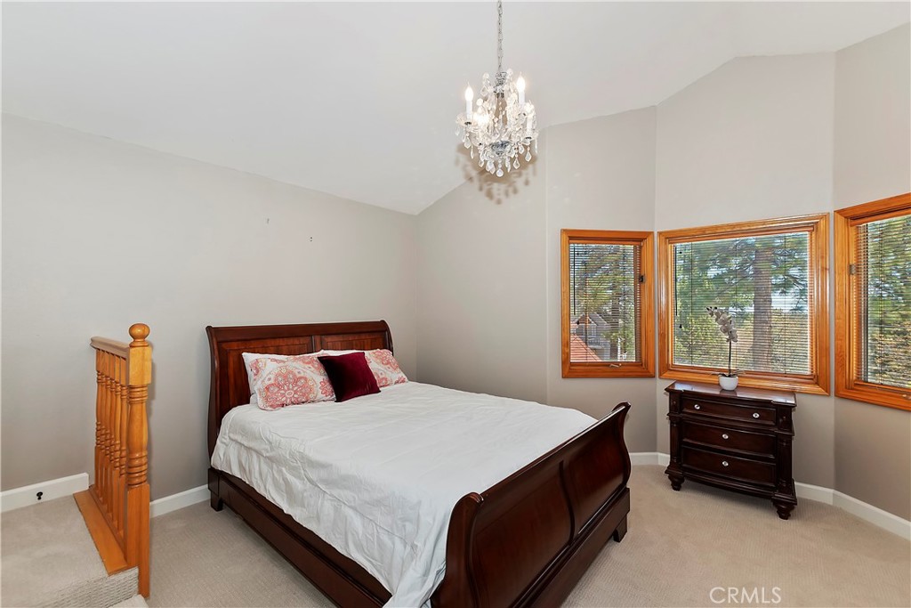 727 Villa Grove Avenue Property Photo 27