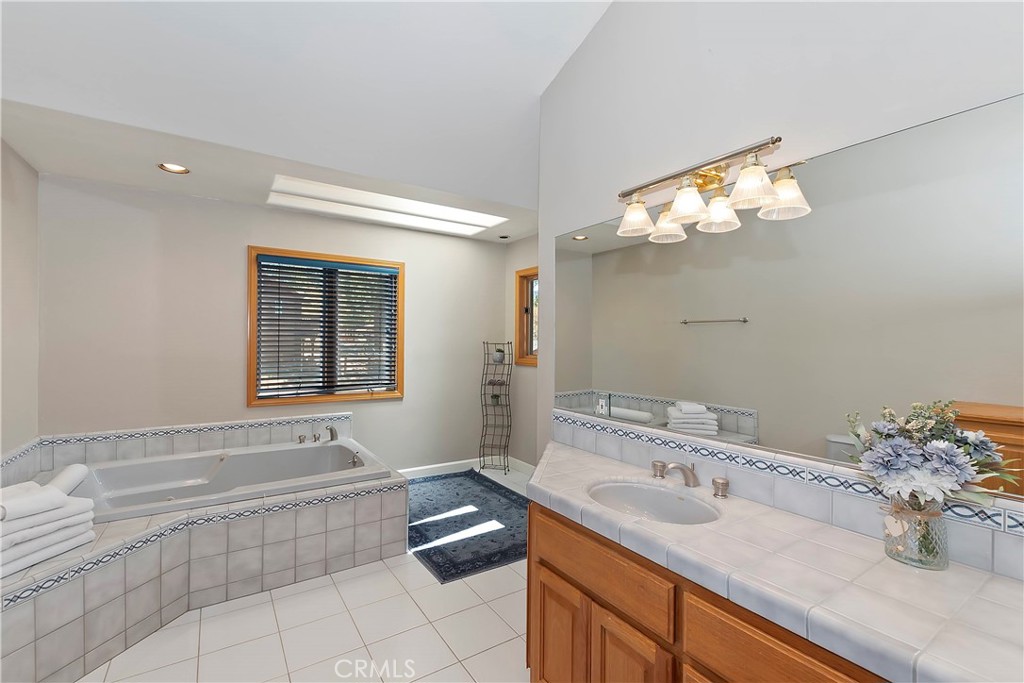 727 Villa Grove Avenue Property Photo 35