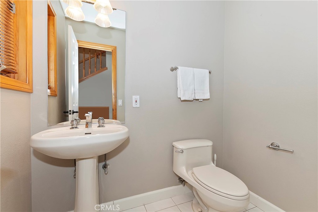 727 Villa Grove Avenue Property Photo 40