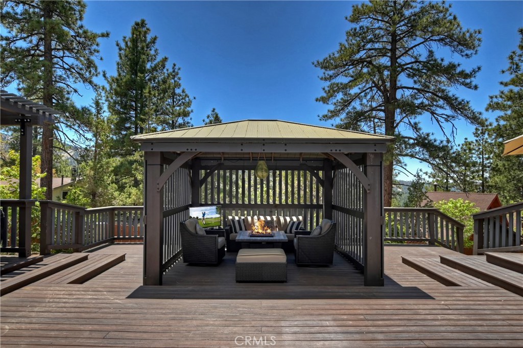 727 Villa Grove Avenue Property Photo 45