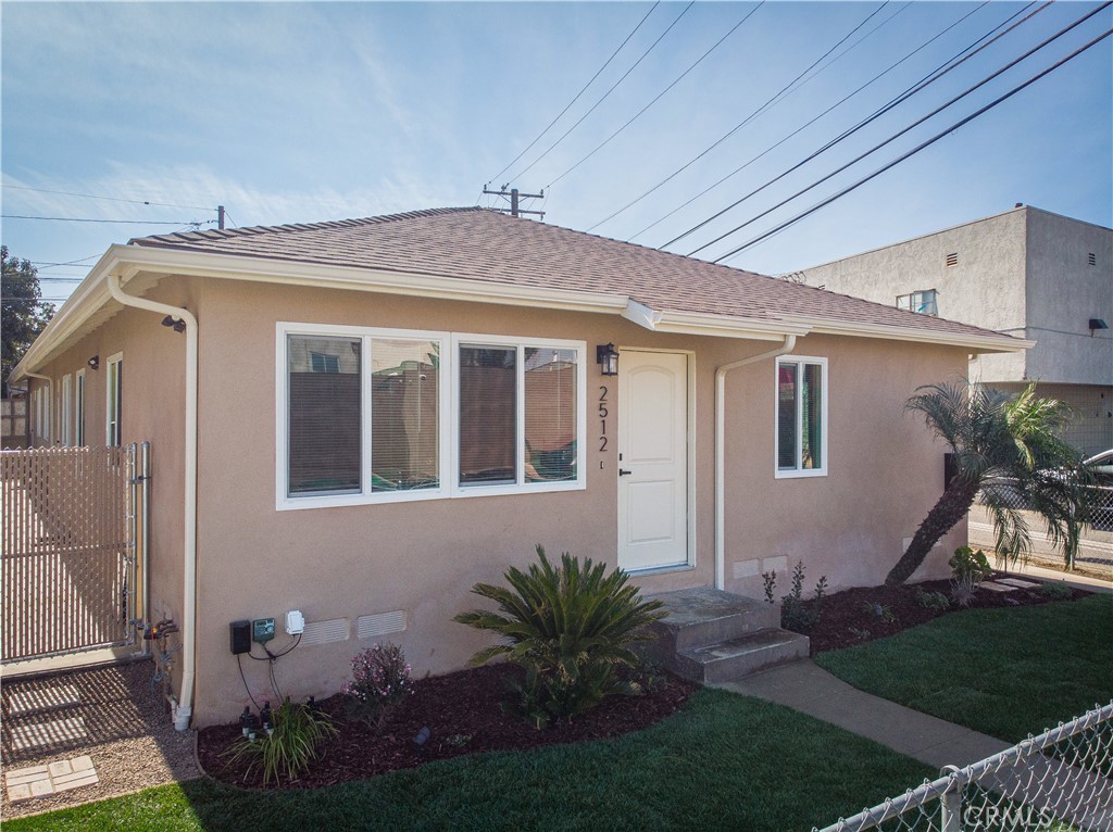 2512 E Adams Street Property Photo
