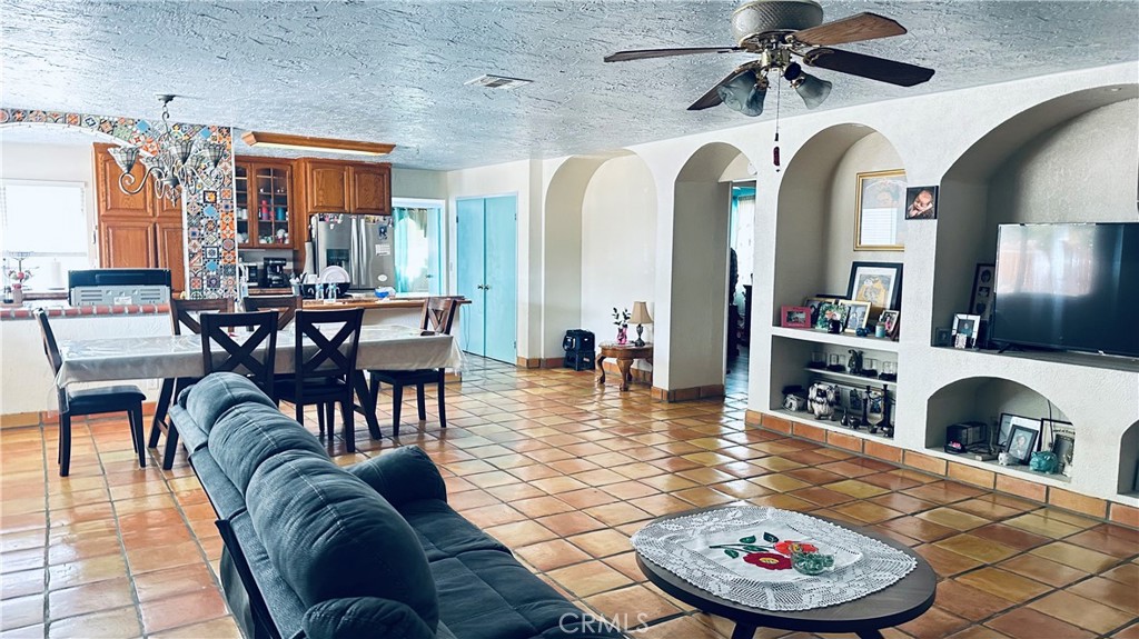 7165 Lyons Avenue Property Photo 1