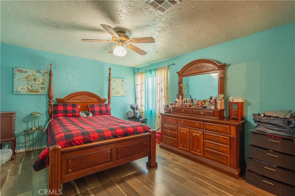 7165 Lyons Avenue Property Photo 15