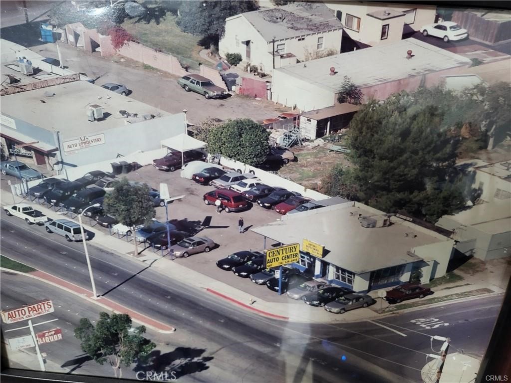 8601 Garden Grove Boulevard Property Photo 2