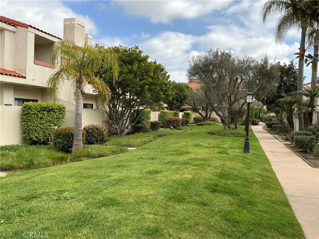 2160 Plaza Del Amo Street 176 Property Photo