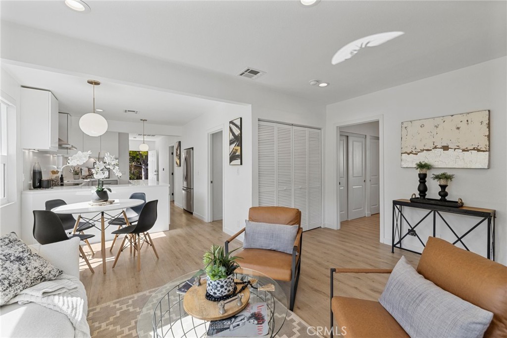 1915 Norwalk Avenue Property Photo
