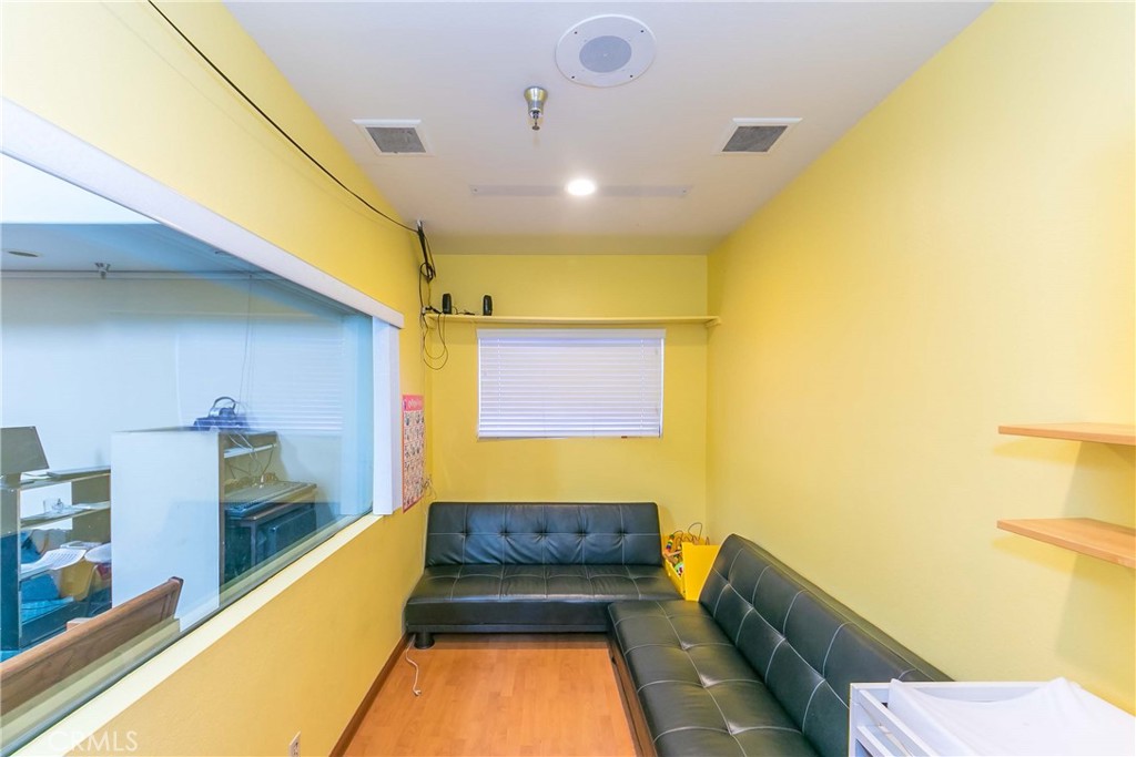 13522 Goldenwest Street Property Photo 5