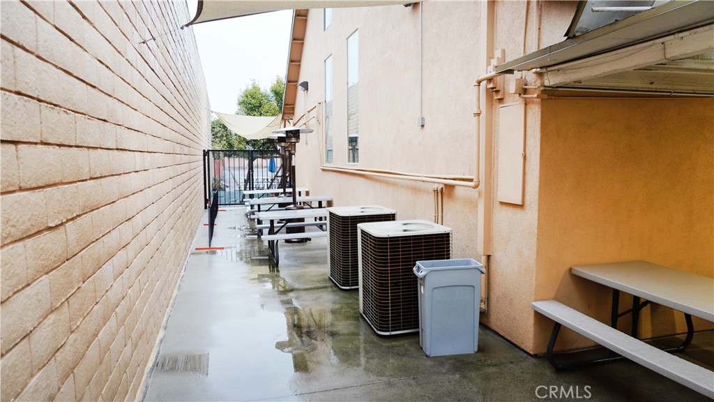 13522 Goldenwest Street Property Photo 12