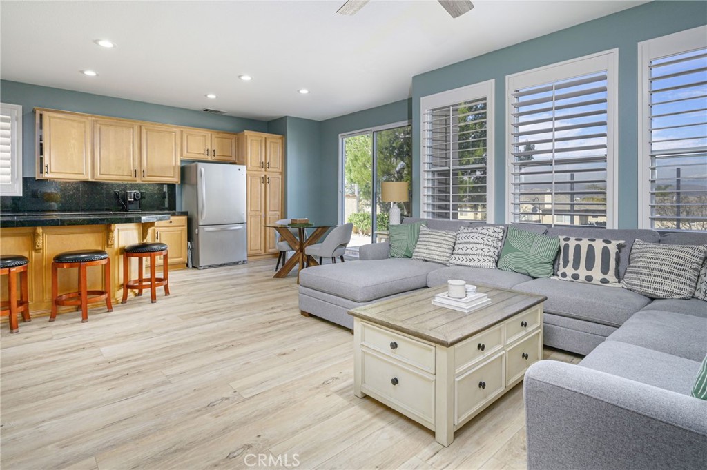 8851 E Heatherwood Road Property Photo 10