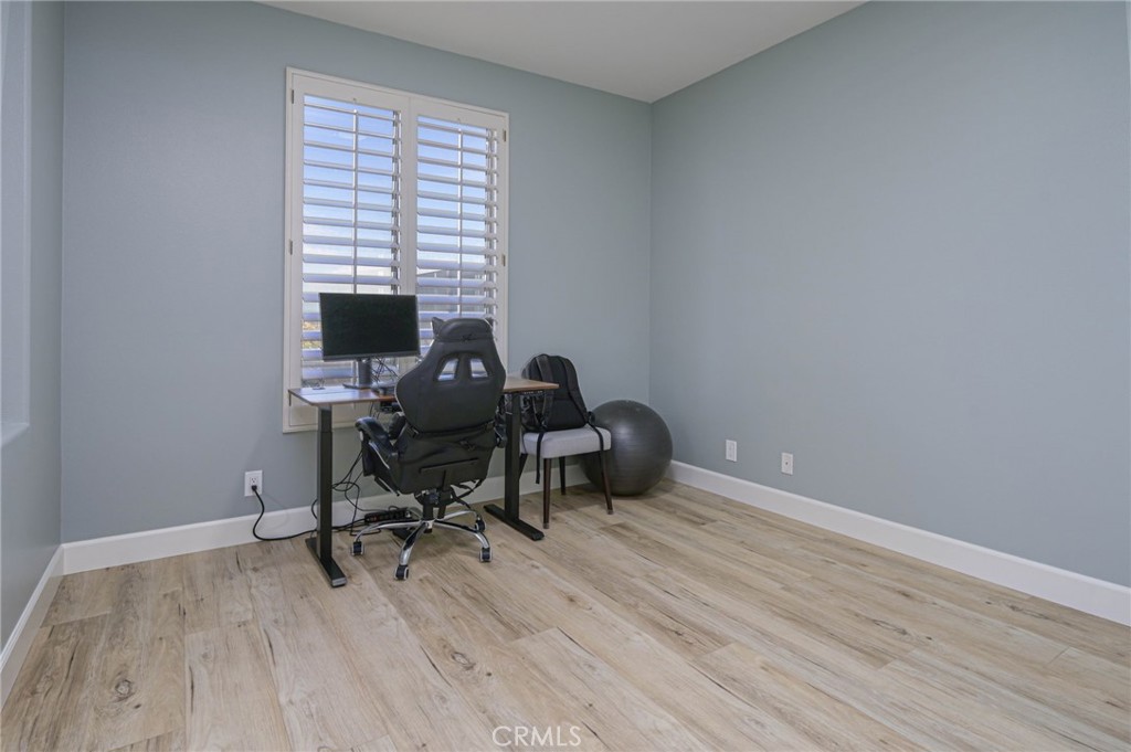8851 E Heatherwood Road Property Photo 18