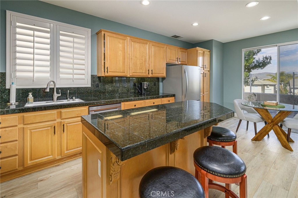 8851 E Heatherwood Road Property Photo 19