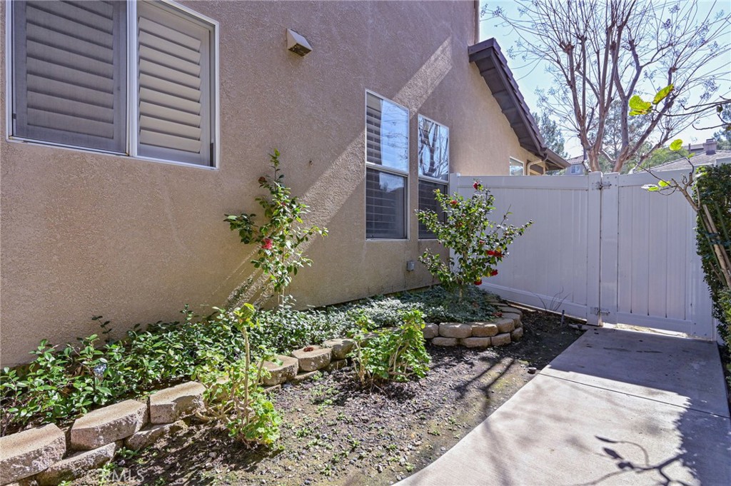 8851 E Heatherwood Road Property Photo 39