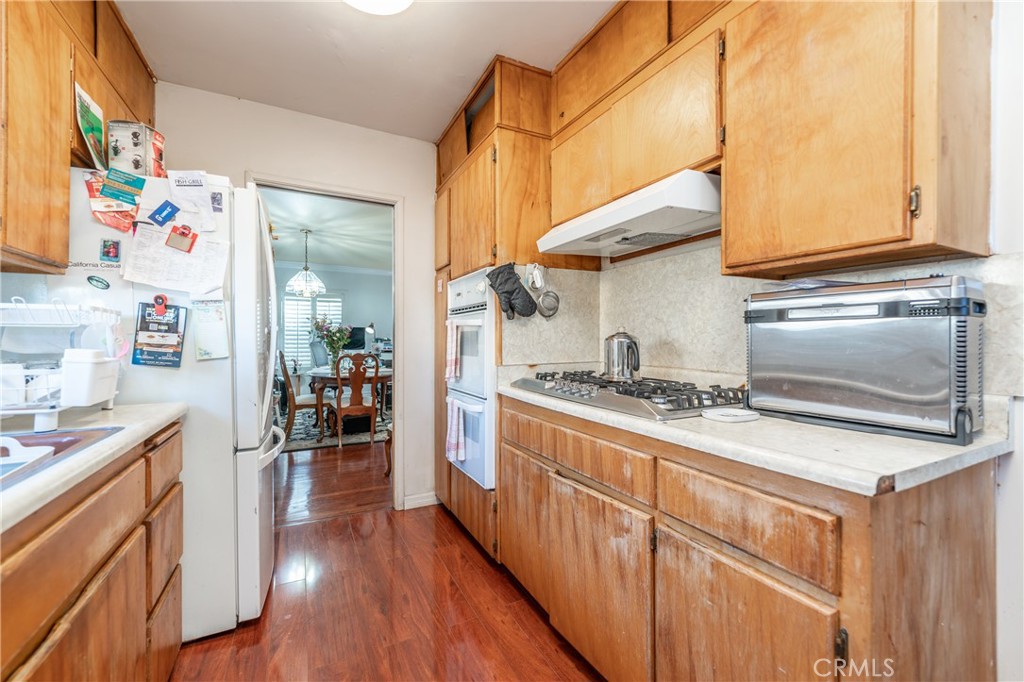 1805 W Brazil Street Property Photo 8