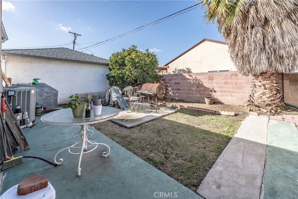 1805 W Brazil Street Property Photo 14