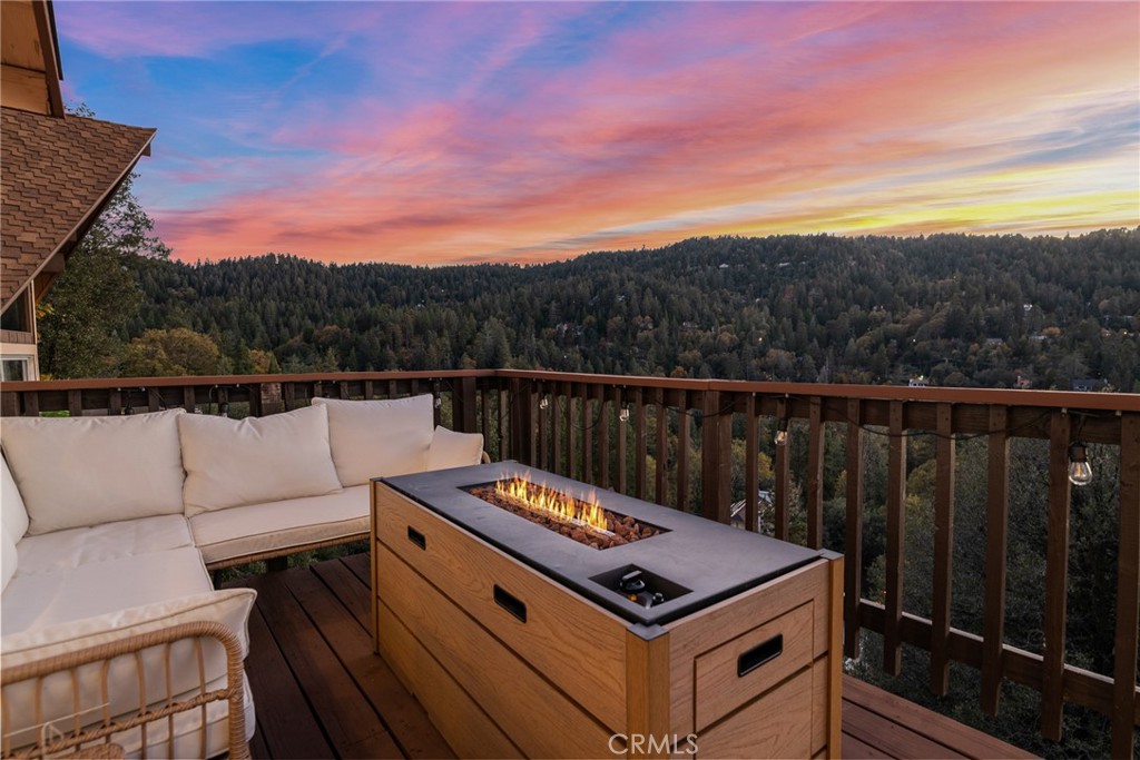 820 Arbula Drive Property Photo 3