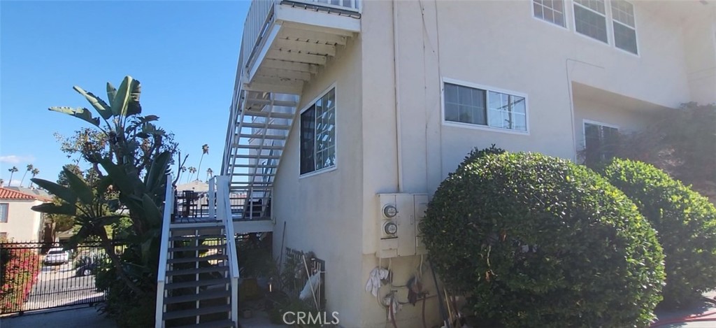 1121 5th Avenue Property Photo 22