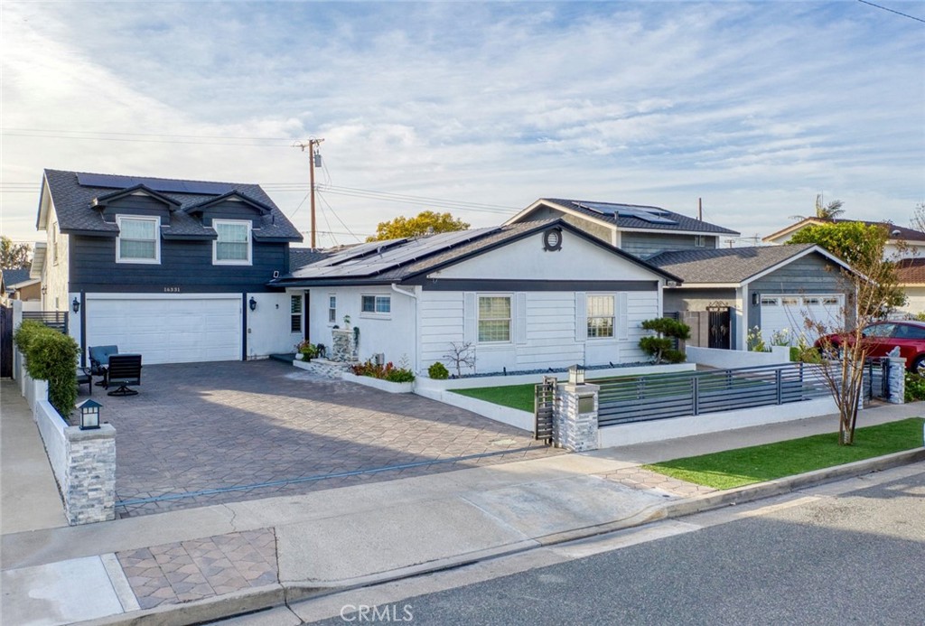 16331 Rosewood Street Property Photo