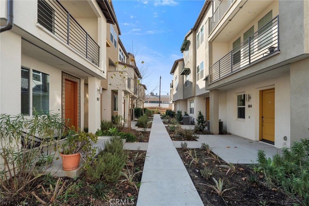 656 Sunrise Street Property Photo