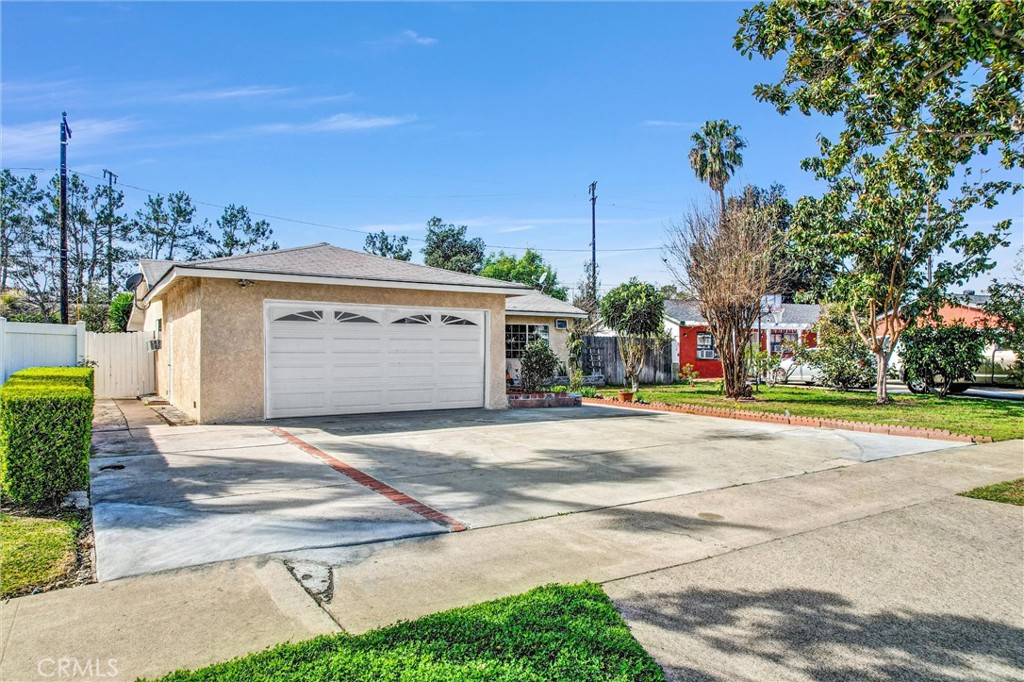 1960 Gregory Avenue Property Photo 2
