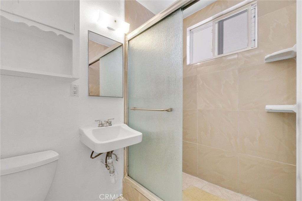 1960 Gregory Avenue Property Photo 22