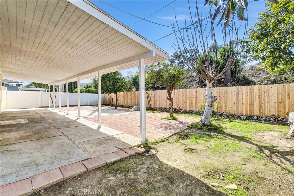 1960 Gregory Avenue Property Photo 30