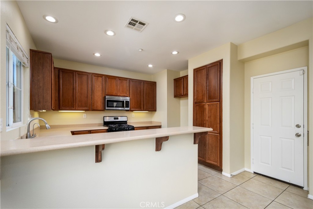 16442 El Revino Drive Property Photo 8