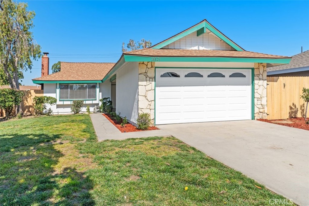 18531 Woodwind Lane Property Photo 2
