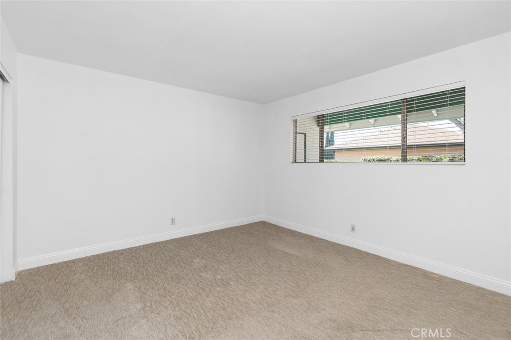 18531 Woodwind Lane Property Photo 15