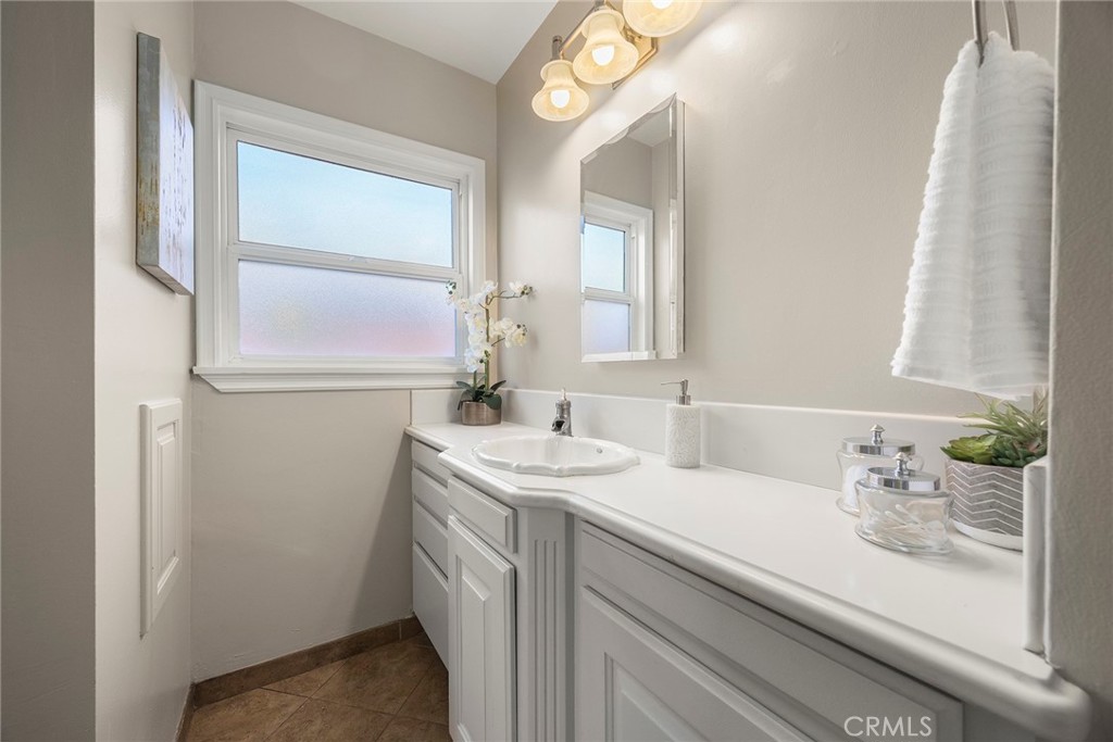 607 S Poplar Avenue Property Photo 17