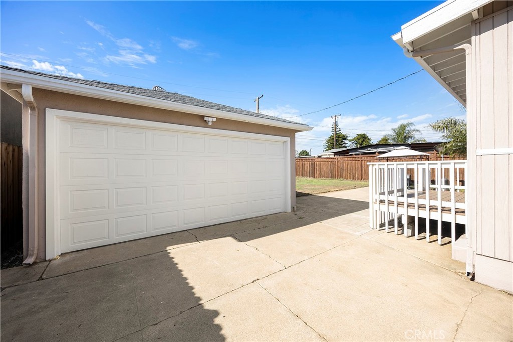 607 S Poplar Avenue Property Photo 32