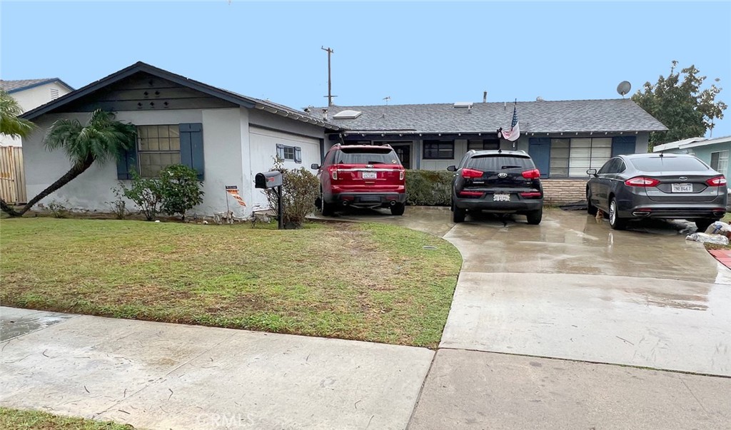 1550 W Crone Avenue Property Photo
