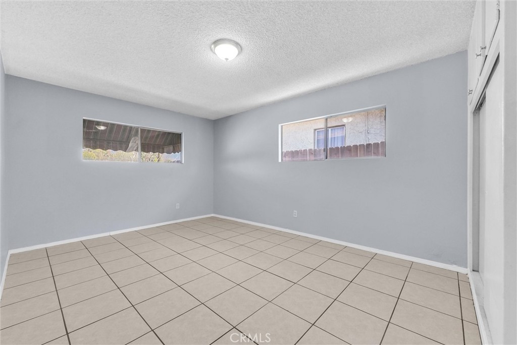 1474 W 9th Street Property Photo 5