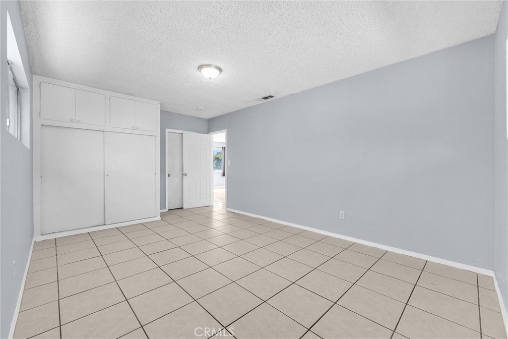 1474 W 9th Street Property Photo 6