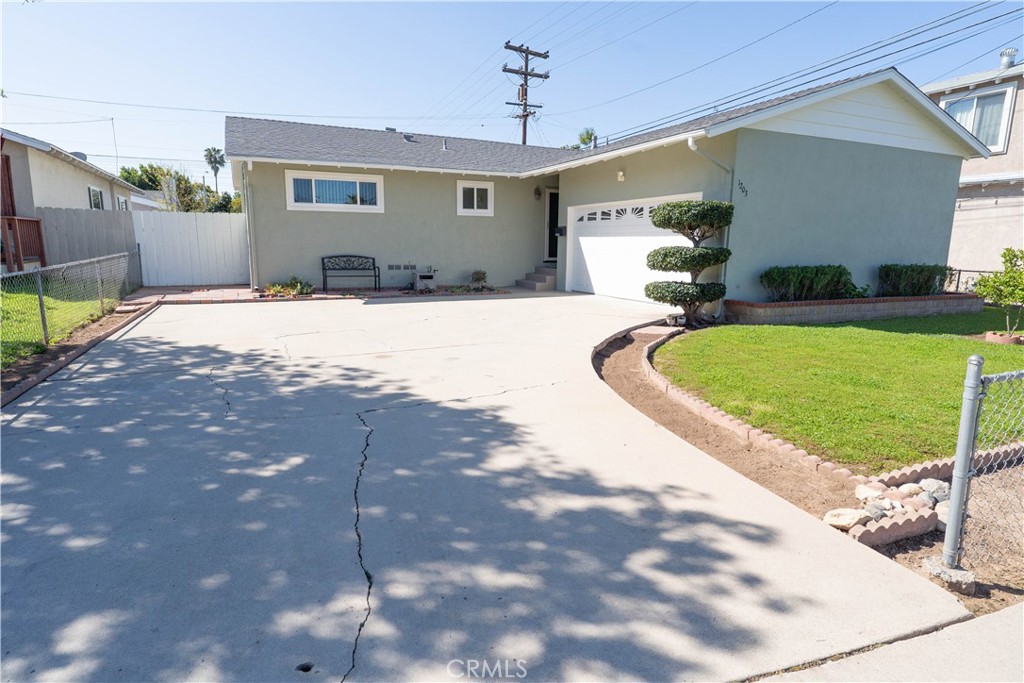1203 Roselle Court Property Photo
