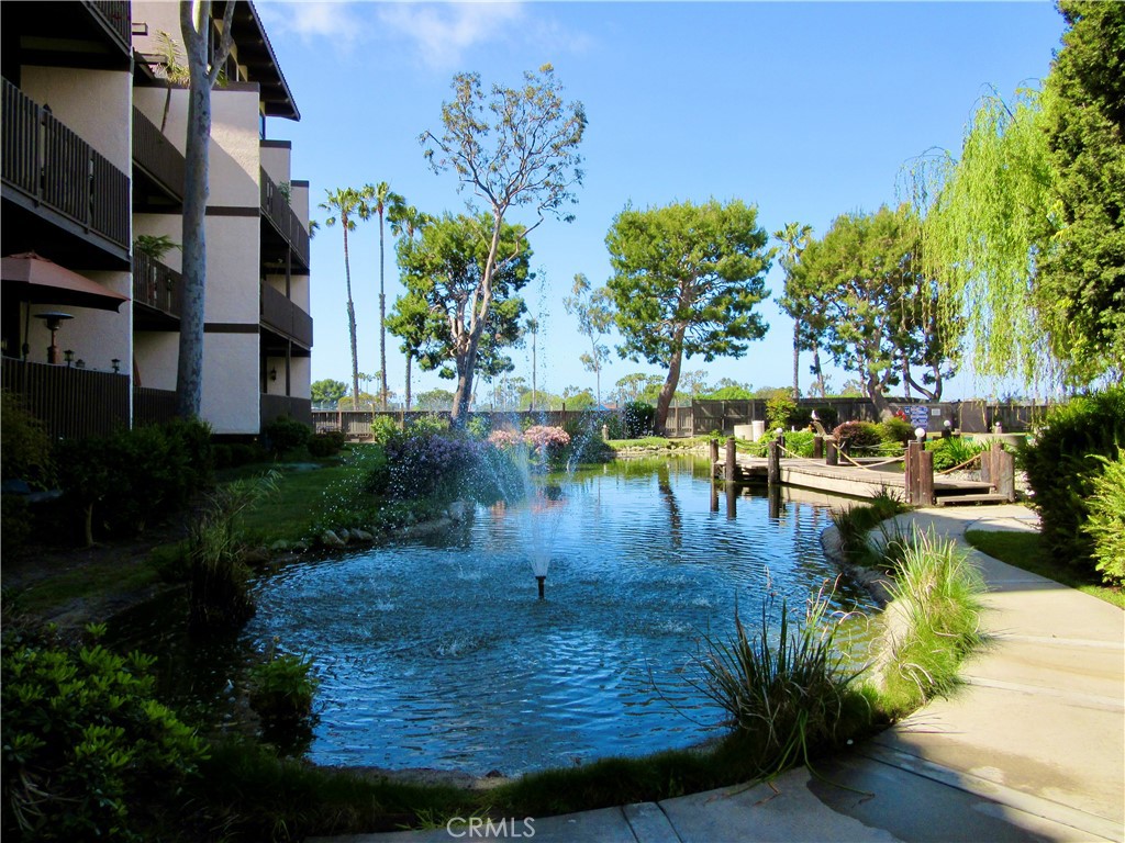 9331 Marina Pacifica Dr N Property Photo 22